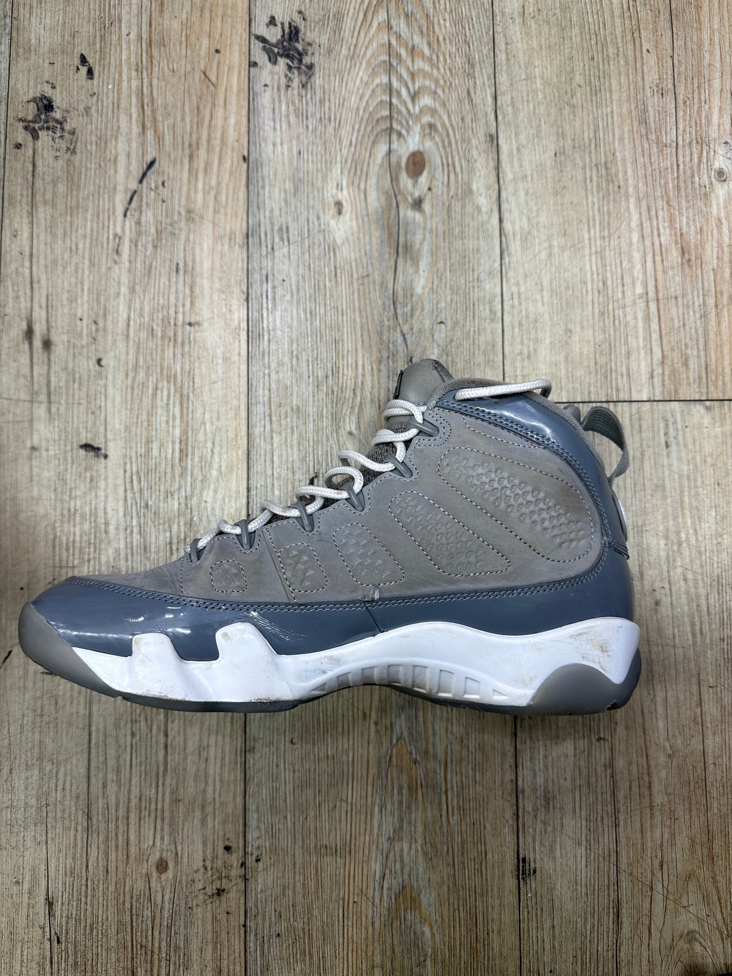 Jordan 11 cool greys