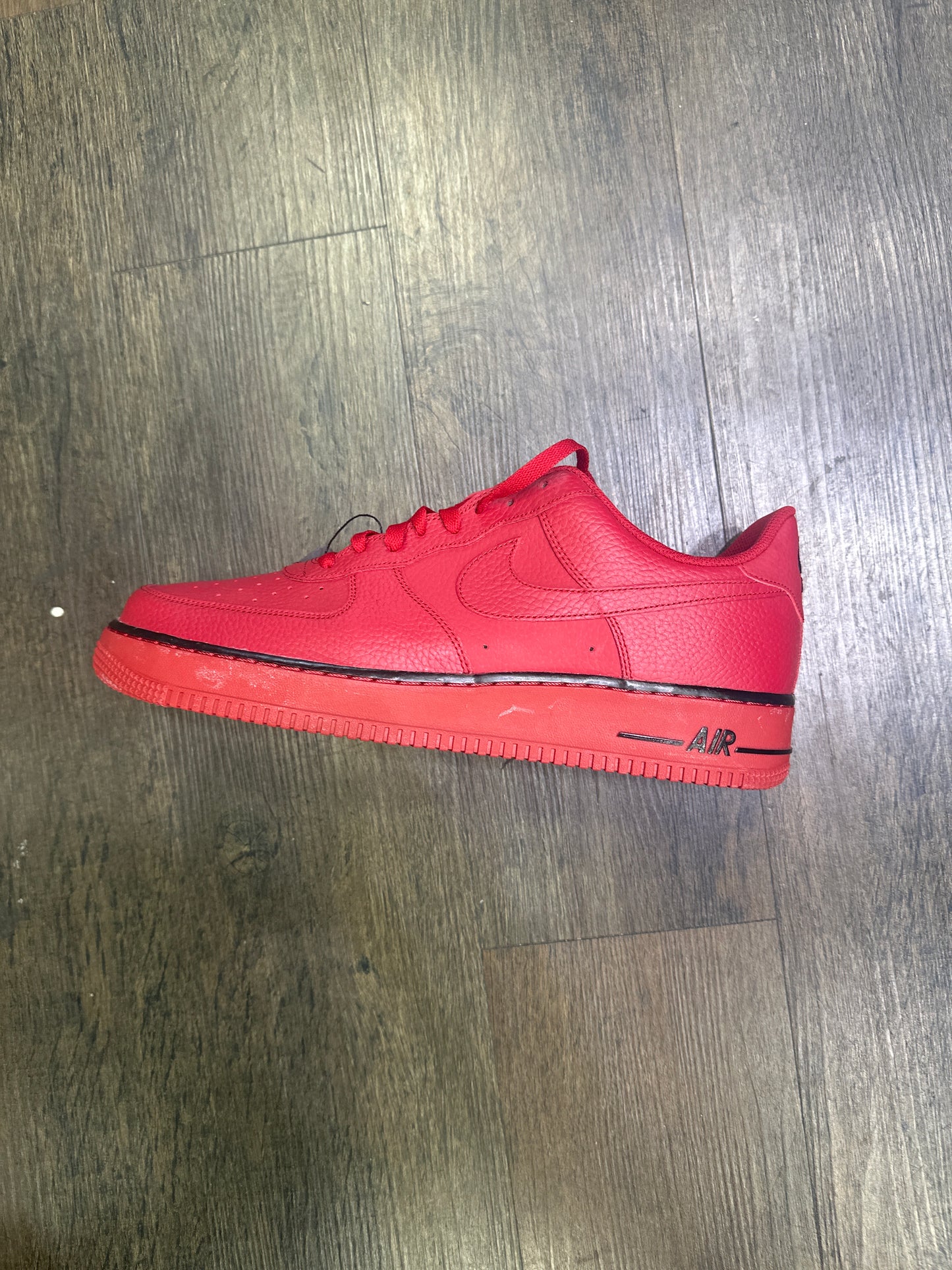 Air Force 1 red black Used