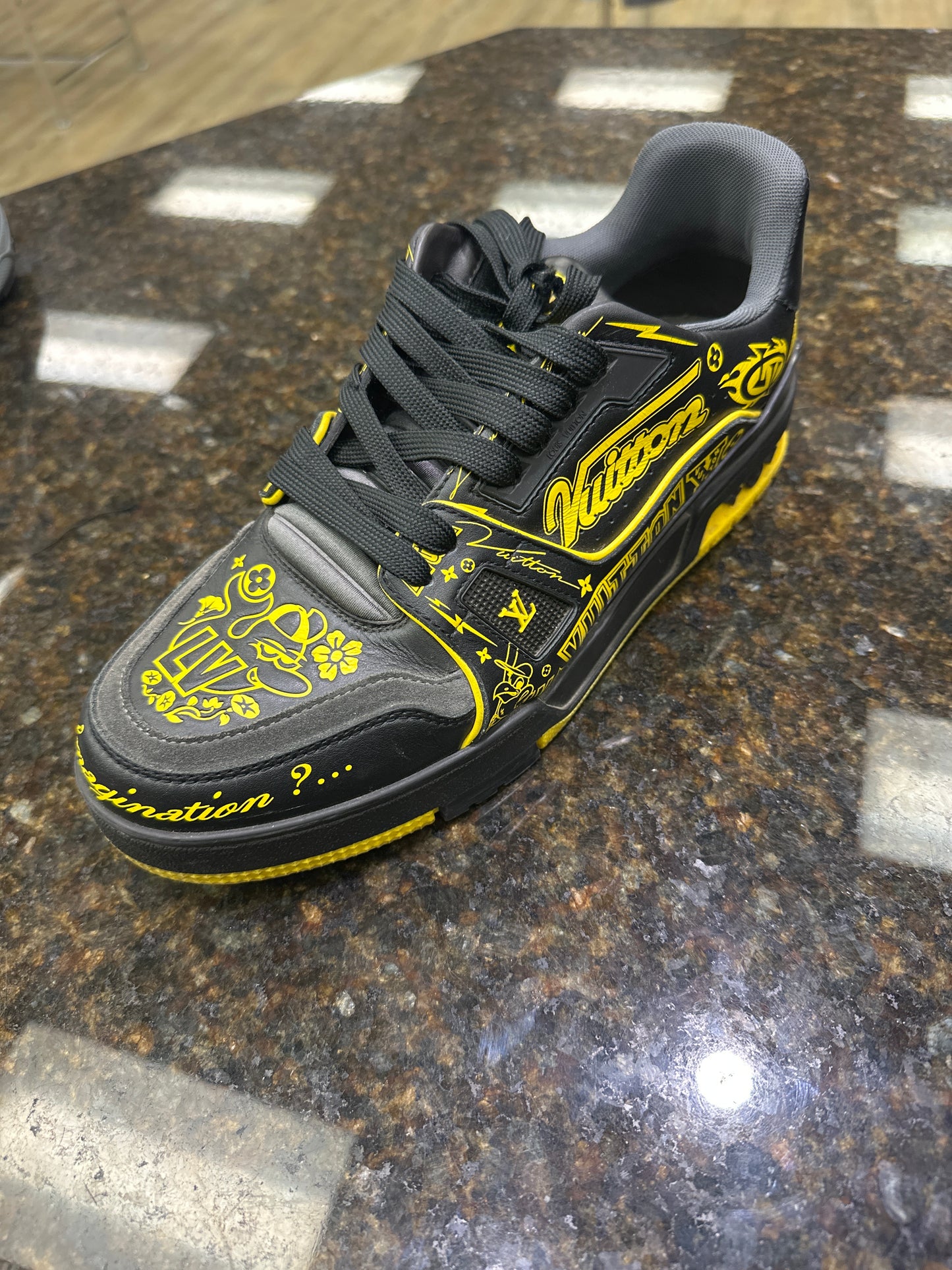 LV Trainers blk/yellow