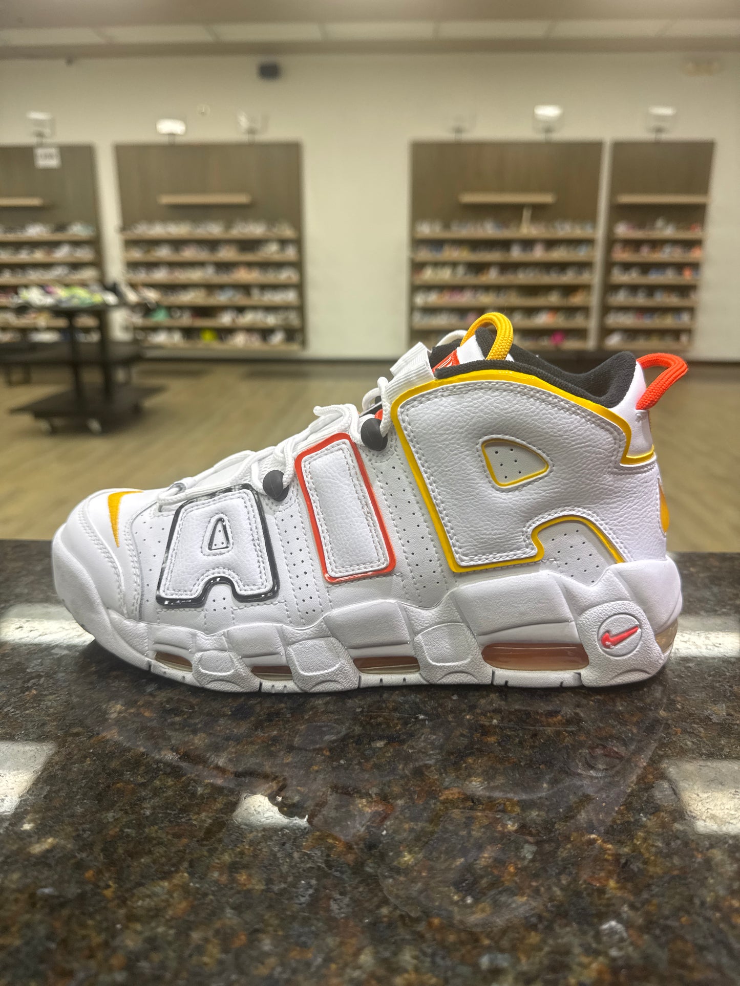 Uptempo Nike Rayguns USED with box