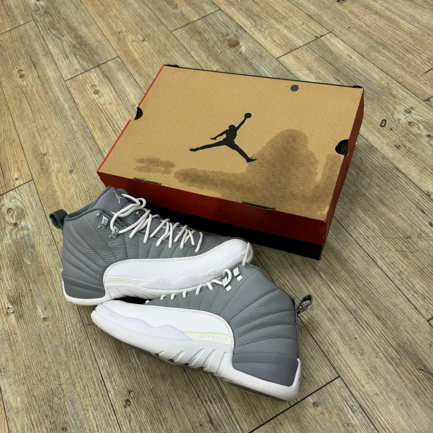 Jordan 12 stealth used with box