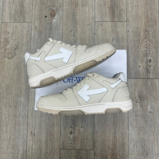Off-white low cream