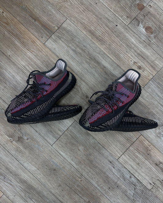 Yeezy 350 v2 Yecheil  ( used with no box )