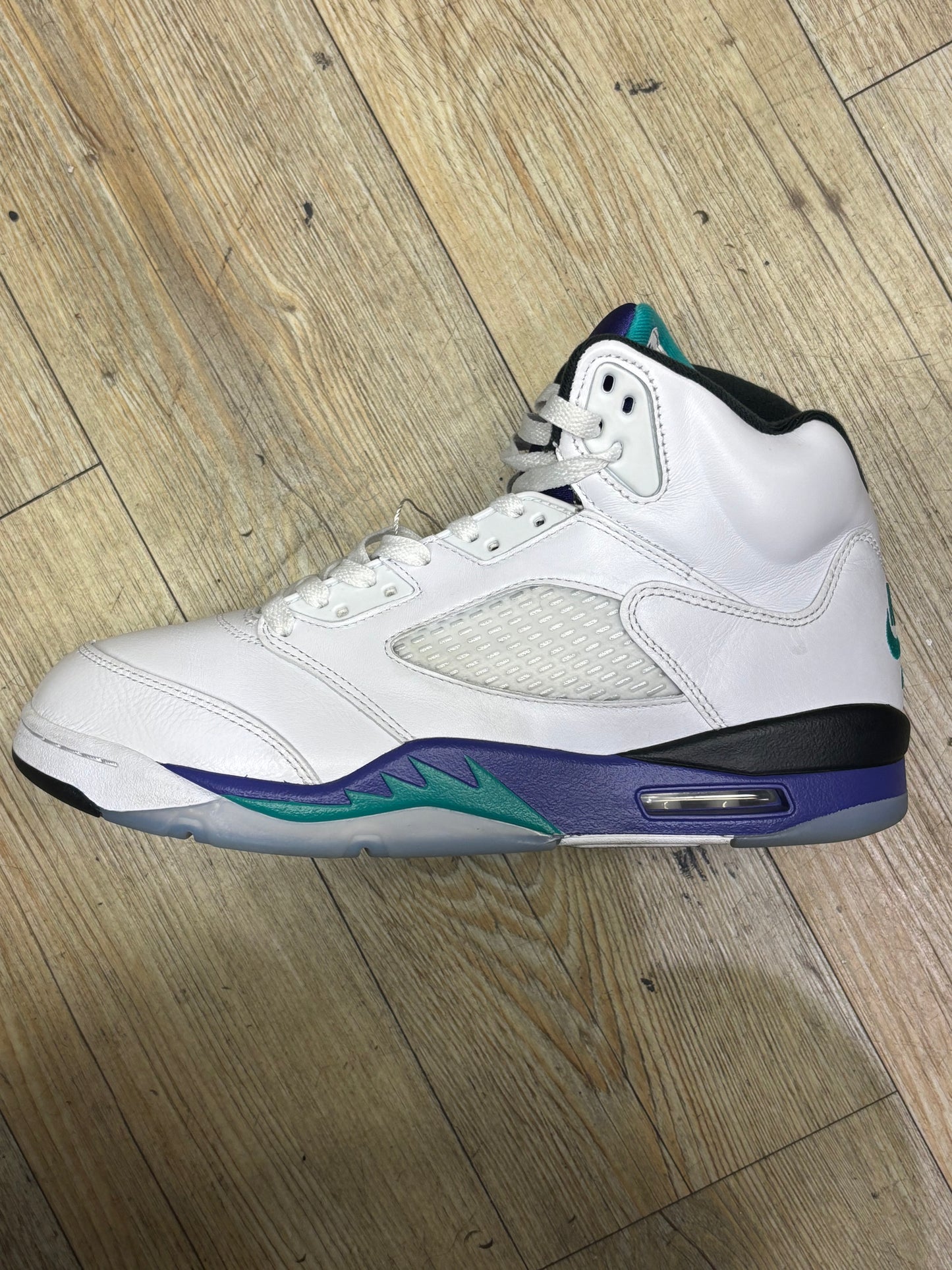 Jordan 5 grape