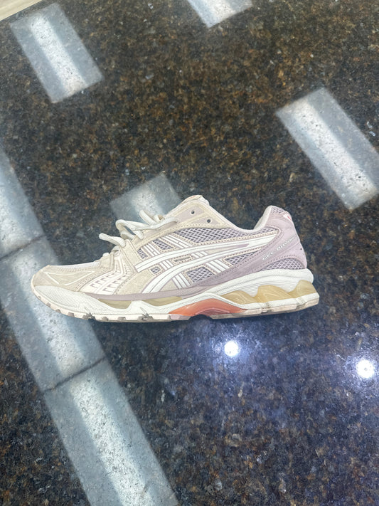 ASICS gel-kayano 14 pink suede (used w box )