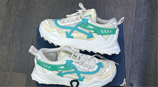 Off white with tag no box