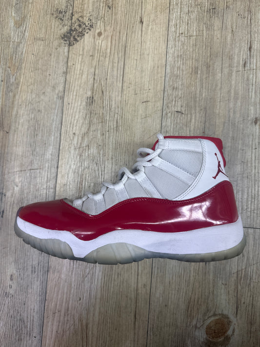 Jordan 11 cherry