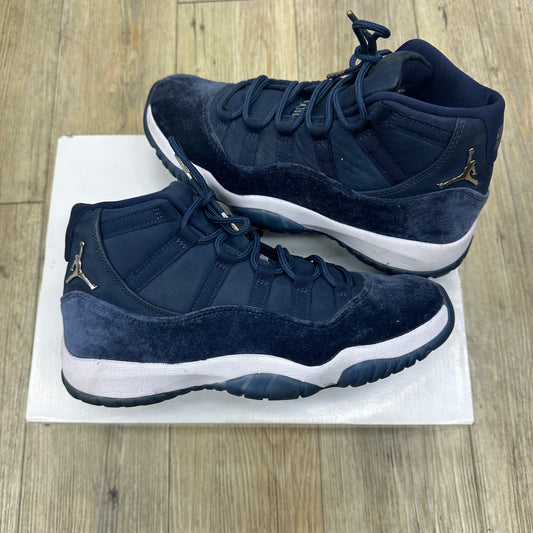 Jordan 11 blue velvet