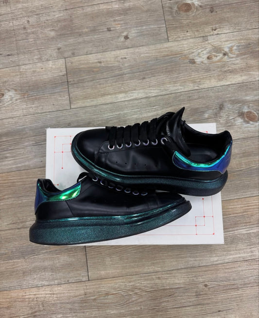 USED - Alexander McQueen Pearlescent