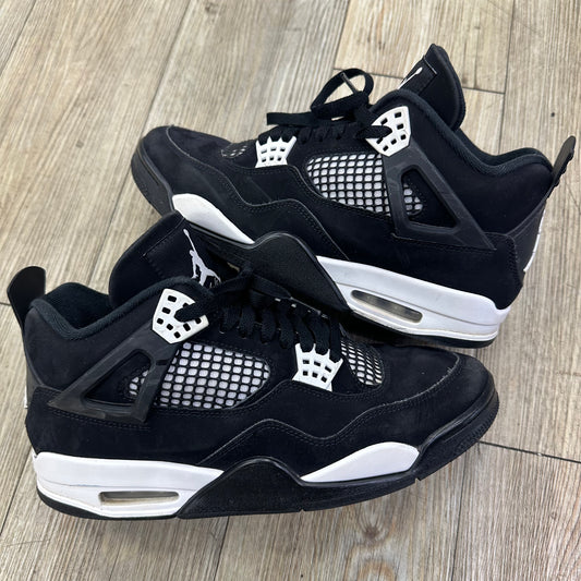 Jordan 4 white thunder used