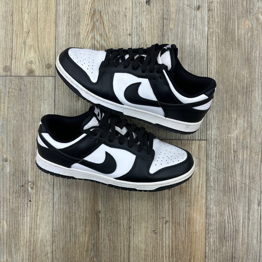 Panda dunks