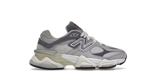 New Balance rain Cloud grey 9060