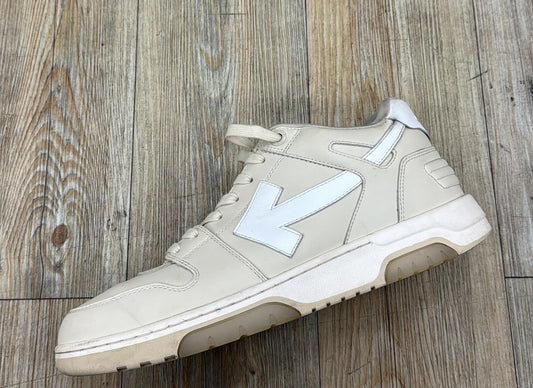 Off white cream low top used