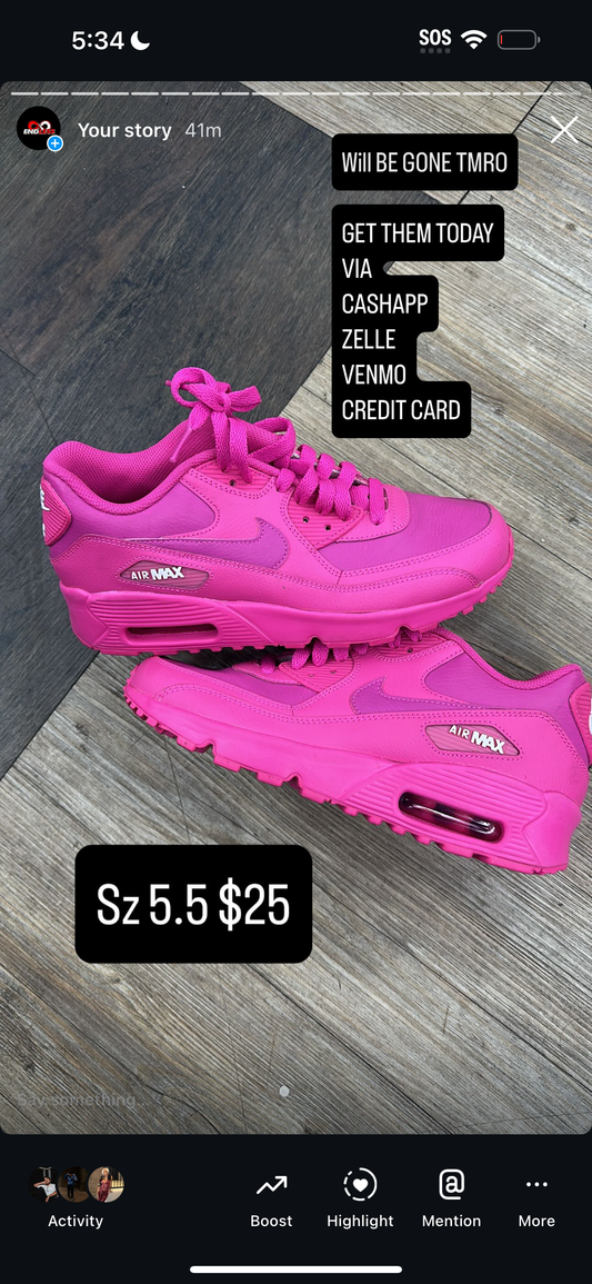 Nike pink air max