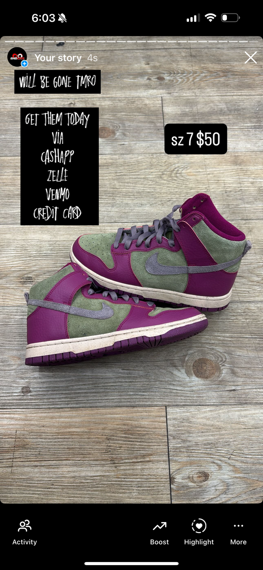 Nike Dunk Dynamic Berry